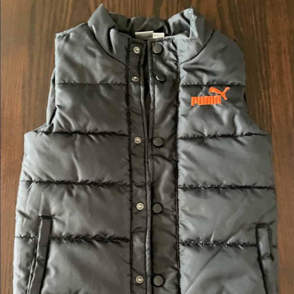 PUMA Kids Boys Black and Orange Snap Button Puffer Vest Jacket with Pocket Size7